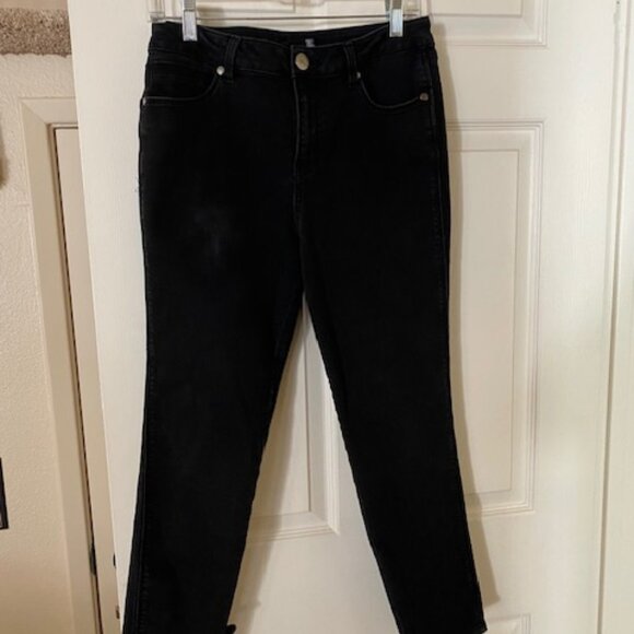 Jeans - Picture 1 of 1